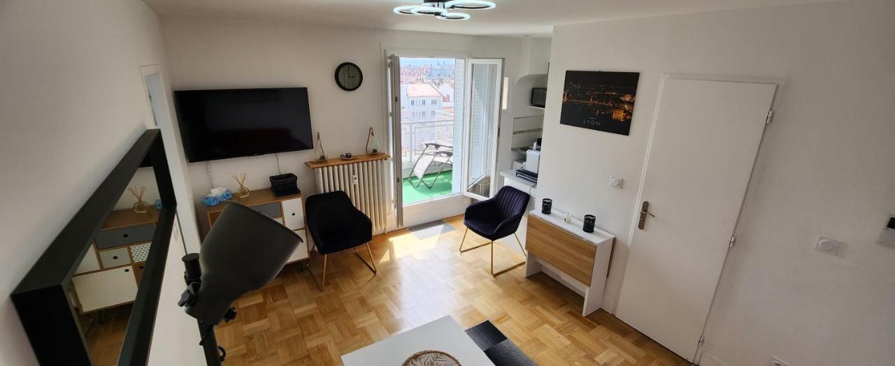 Ferienwohnung Plein Sud Terrasse Climatisation Garage Netflix Lyon Exterior foto