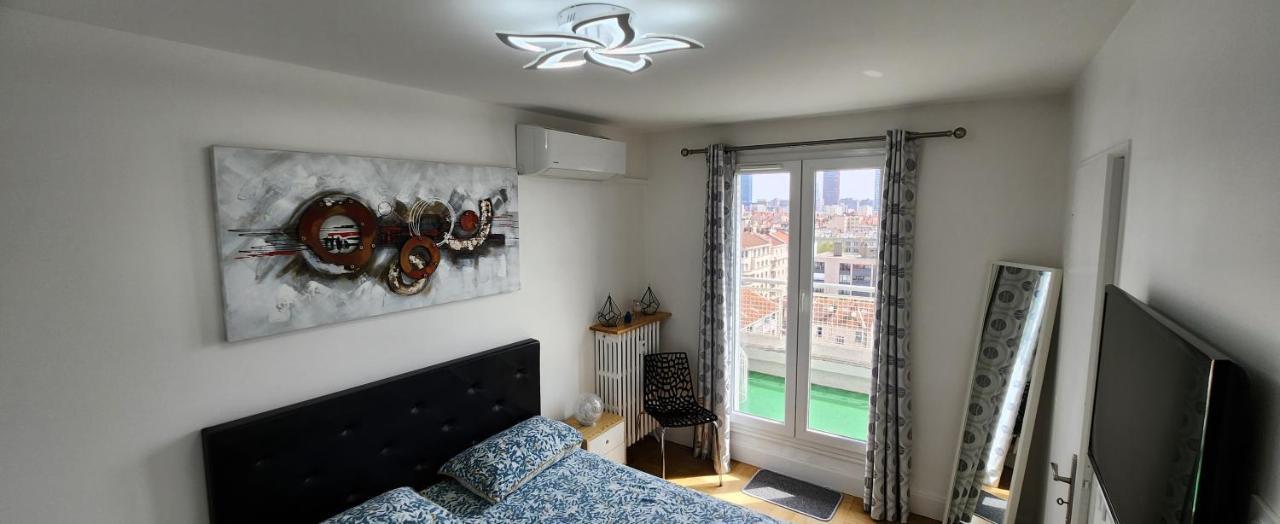 Ferienwohnung Plein Sud Terrasse Climatisation Garage Netflix Lyon Exterior foto
