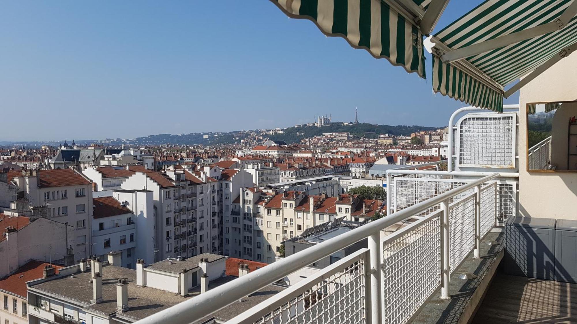 Ferienwohnung Plein Sud Terrasse Climatisation Garage Netflix Lyon Exterior foto